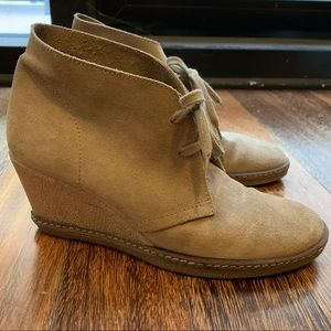 J Crew McAlister Gray Tan Suede Ankle Wedge Boots Size 7